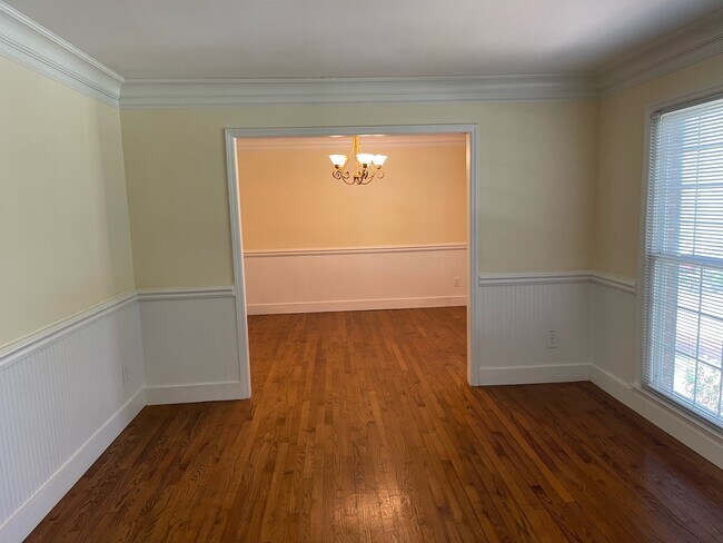 Foto del edificio - 11438 Winding Way Rd