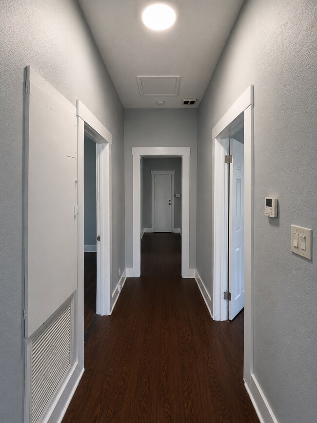 Foto del edificio - 1618 Wayman St