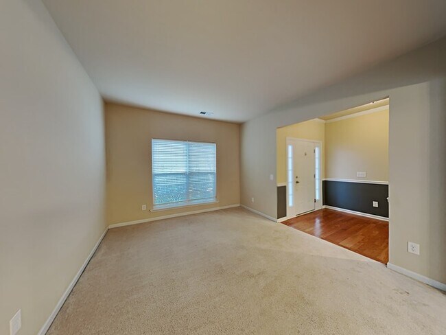 Foto del edificio - Awesome 5 Bed Room home!
