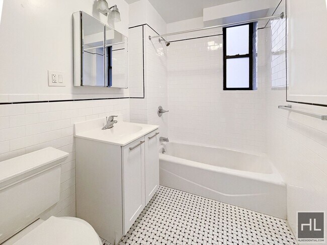 Foto del edificio - WEST 45 STREET