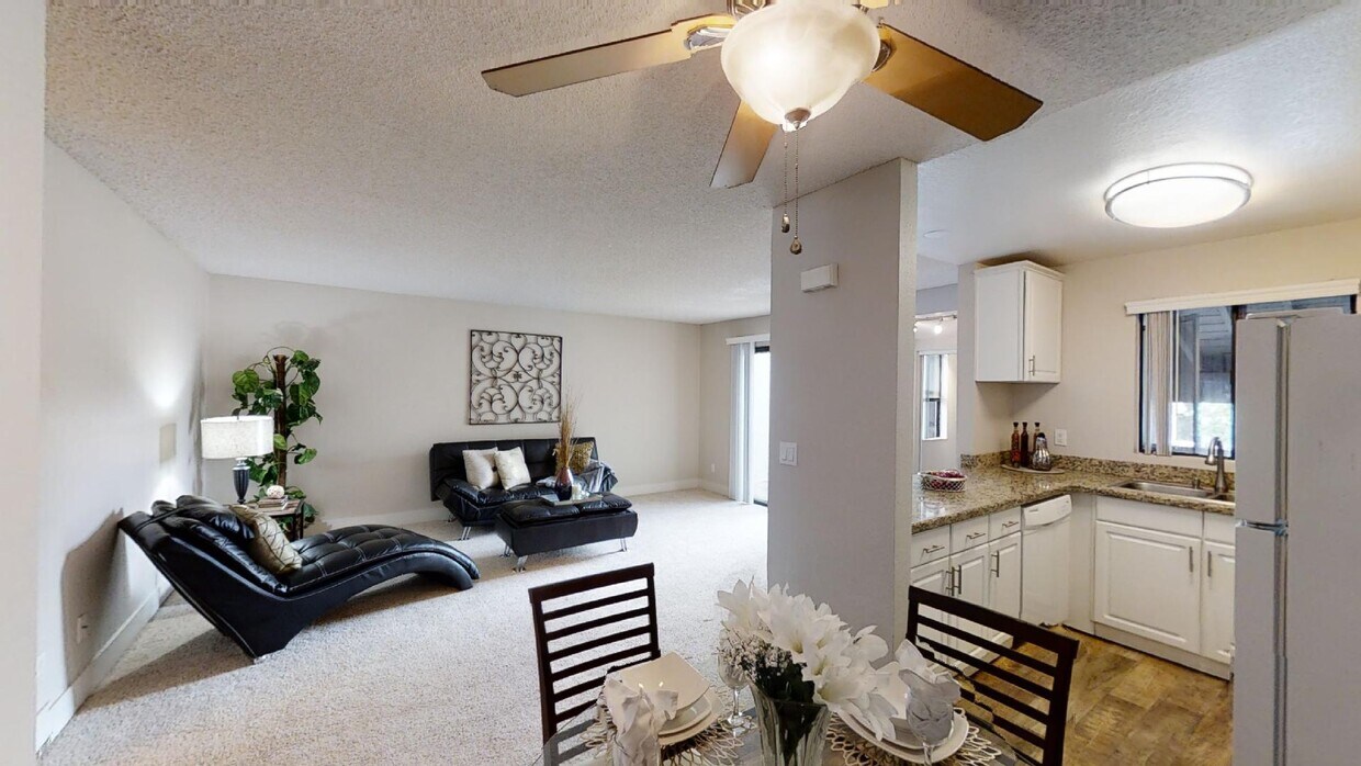 Foto principal - 7510 Gibraltar St