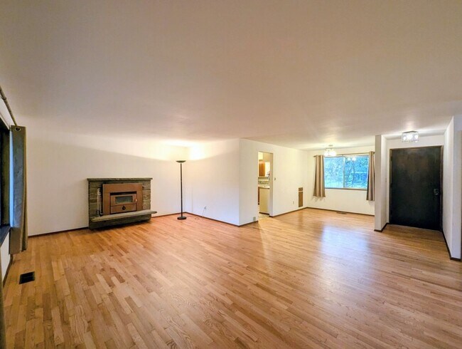 Foto del edificio - 3Bd/1.75Ba Lake Forest Park House
