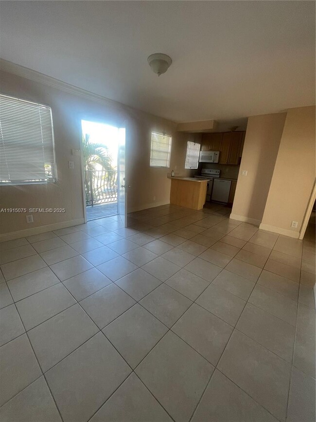 Foto del edificio - 110 SE 2nd St