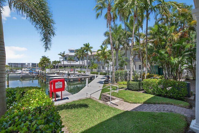 Building Photo - 1000 US-1