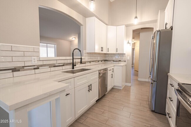 Foto del edificio - 1022 N Bogle Ave