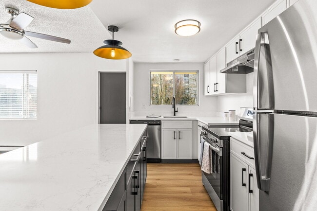 Photo - Patterson Tower Apartments