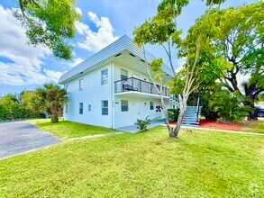 Building Photo - 906 Foresteria Dr