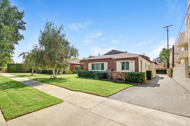 Foto del edificio - 14338 Albers St