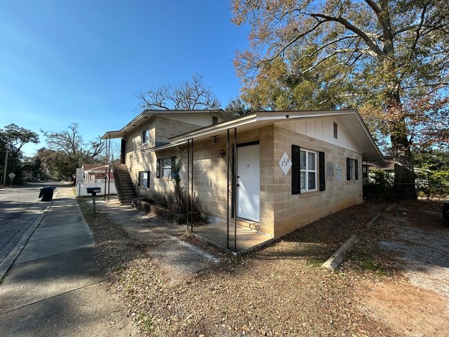 Photo - 2150 Saxon St Apartment