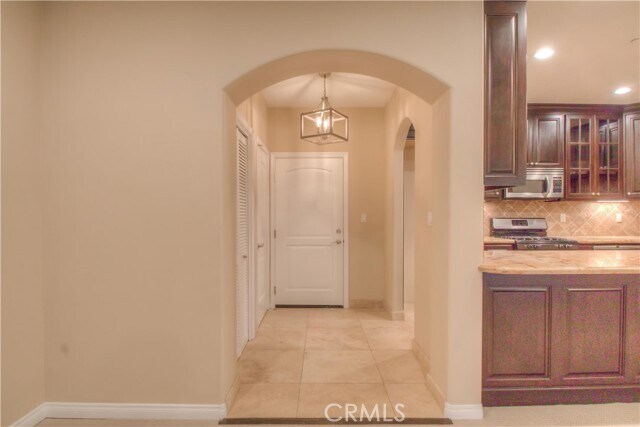 Foto del edificio - 4551 Coldwater Canyon Ave