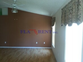 Building Photo - 319 English Oak Ct