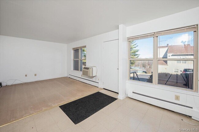 Foto del edificio - 501 Maplewood Gardens