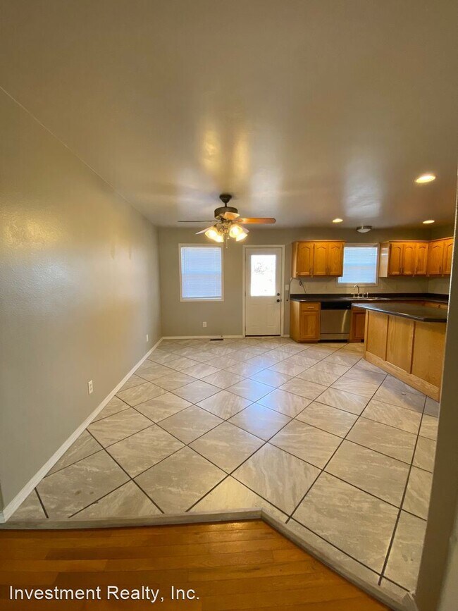 Building Photo - 3 br, 2 bath House - 21104 Larson Rd