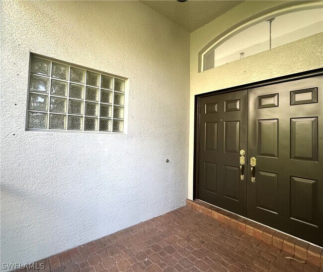 Foto del edificio - 1356 Triandra Ln