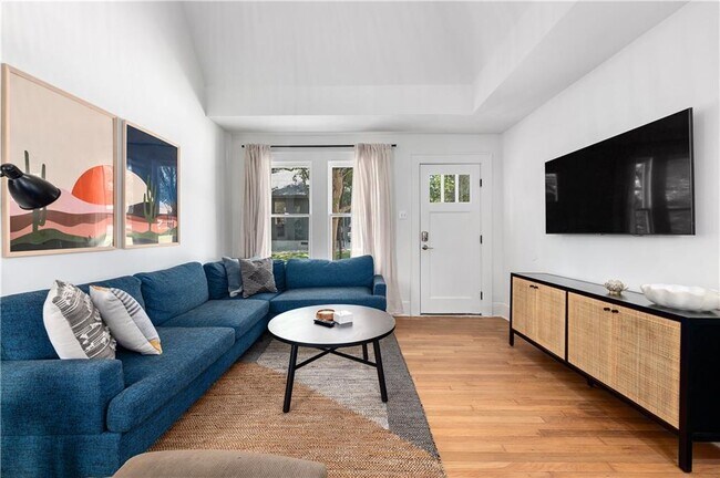 Foto del edificio - 1503 Drake Ave