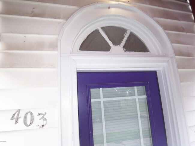 Foto del edificio - 403 S Jarvis St