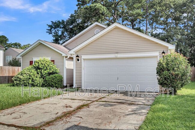 Building Photo - 101 Sparkleberry Ln