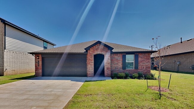 Building Photo - Brand New 4 Bedroom 2 Bath Home in Yukon S...