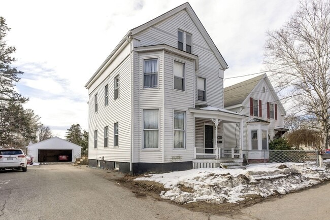 Building Photo - 1212 Broadway