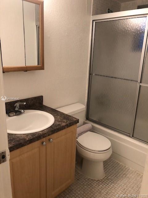 Primary Photo - 4169 SW 67th Ave