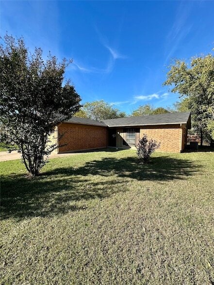 Photo - 1005 Waverly Dr House