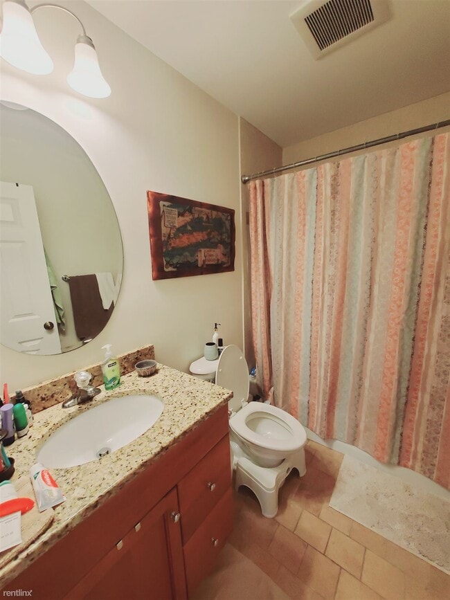 Foto del edificio - 1 br, 1 bath Condo - 162 Bedford St Unit F