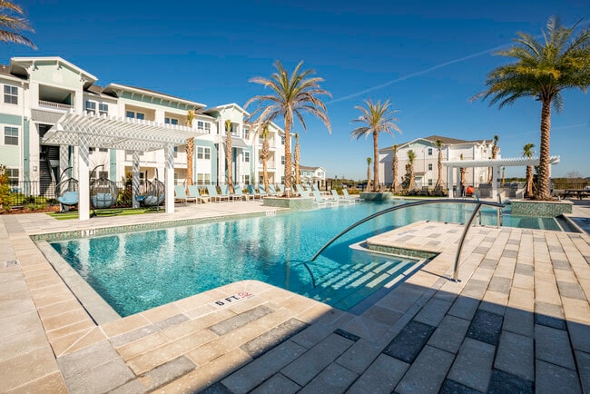 Building Photo - Serenity at Lake Wales