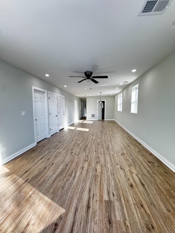 Building Photo - 6807 S Paulina St