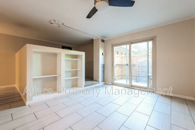 Photo - 2880 S Locust St Apartment