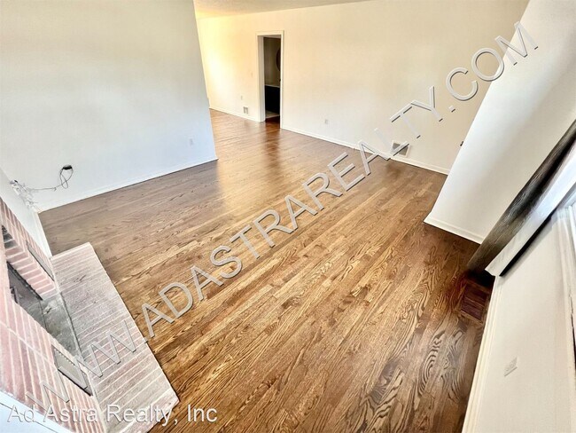 Building Photo - 2 br, 2 bath House - 8009 Spring Valley Rd