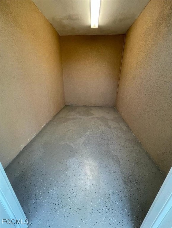 Building Photo - 621 Joel Blvd