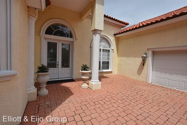 Foto del edificio - 4 br, 3 bath House - 6217 Ashley Dr.