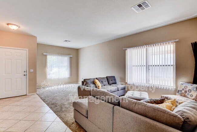 Foto del edificio - 2756 S Sailors Way