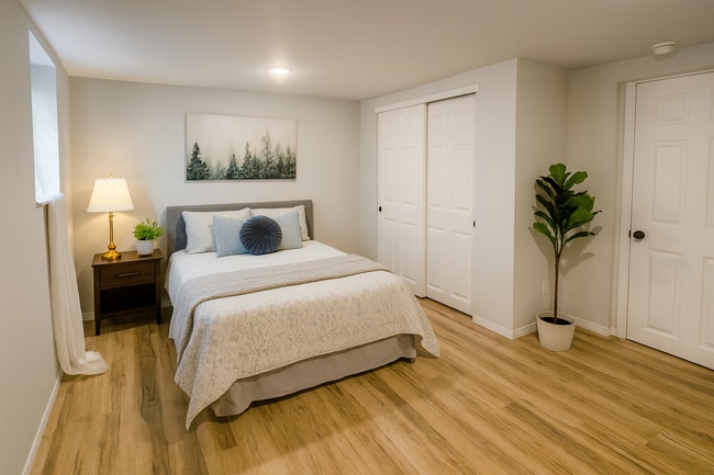 Building Photo - 4551 4th Ave NE