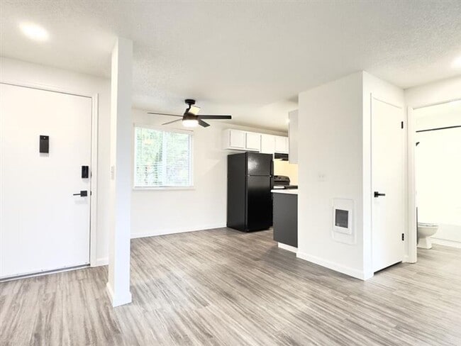 Interior Photo - West on Murray Apartments