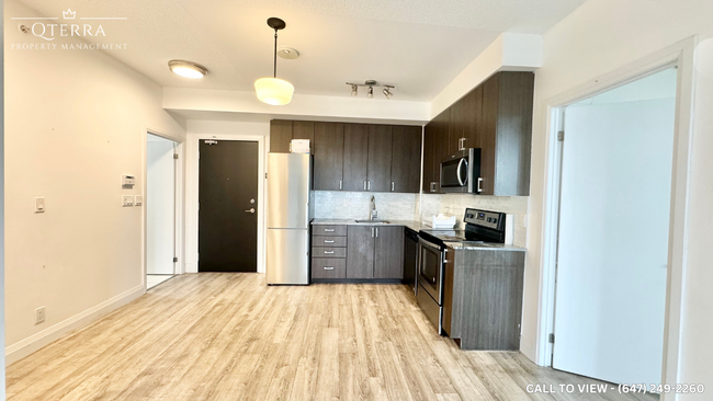 Building Photo - 22 E Haven Dr