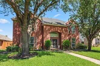 Building Photo - 7001 Jasper Dr