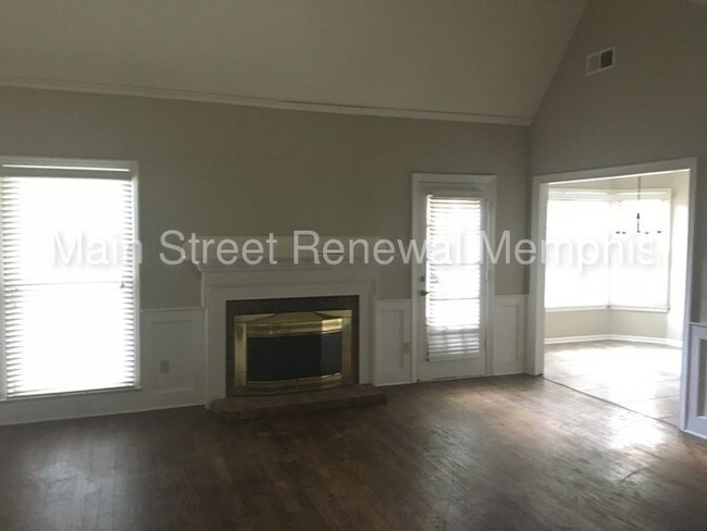 Building Photo - 223 Mysen Cir