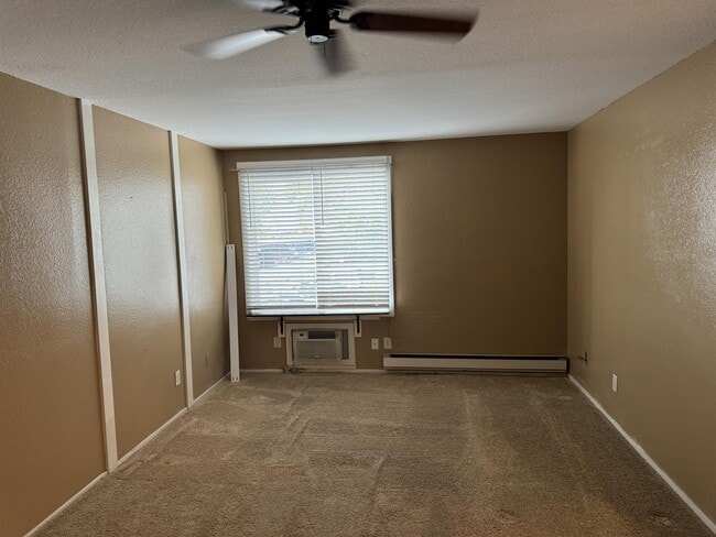 Building Photo - 350 E 700 S