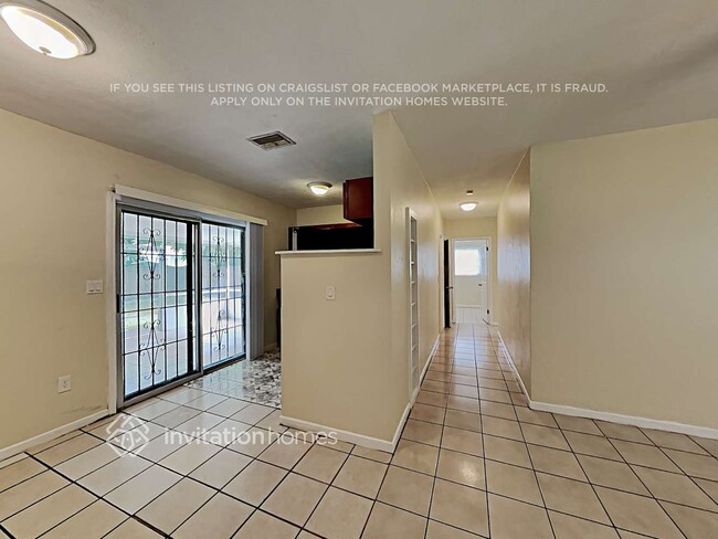 Foto del edificio - 231 NE 169th St