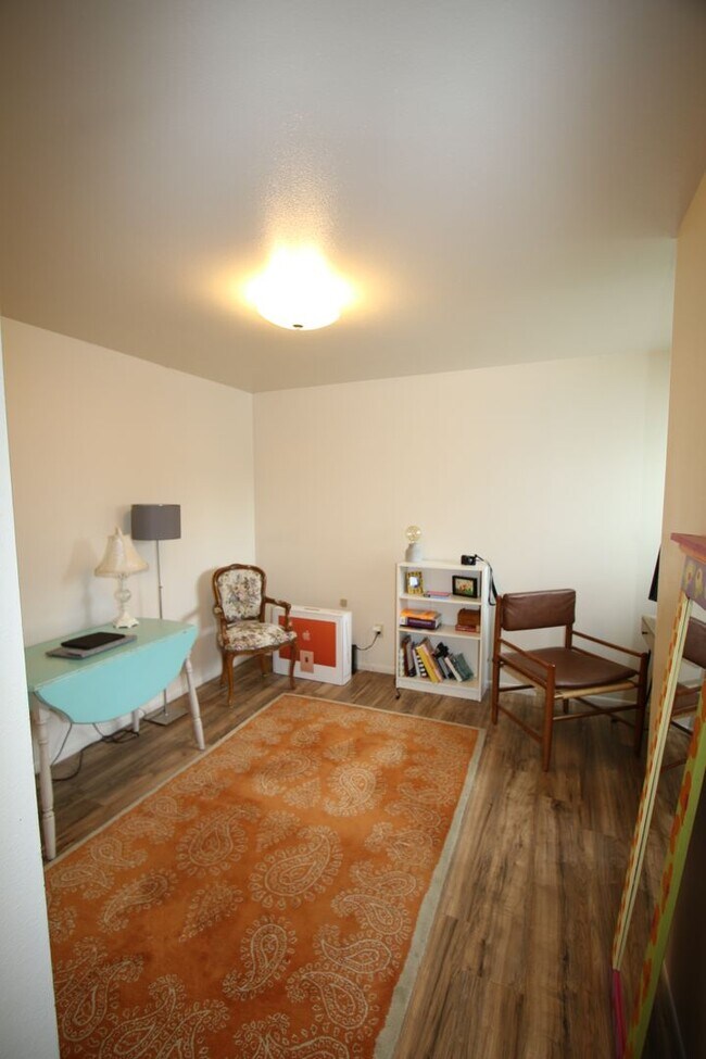 Foto del edificio - 3 Bedroom Townhouse!
