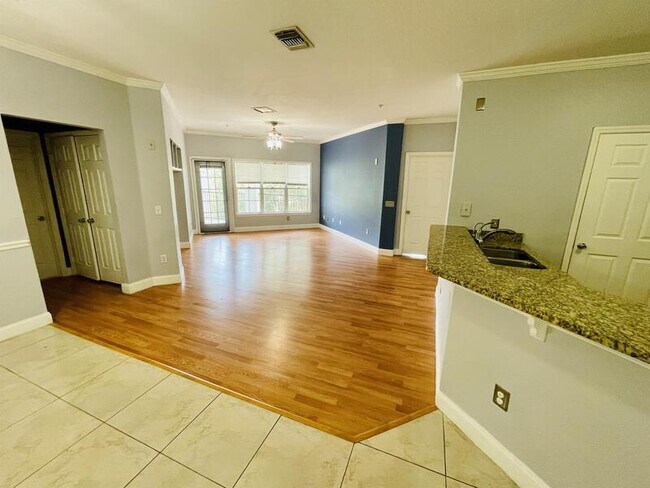 Building Photo - 3605 Conroy Rd
