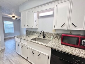 Building Photo - 4021 Avenue Q 1/2