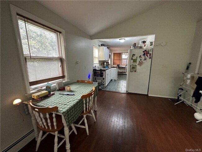 Foto del edificio - 563 Mountainview Ave