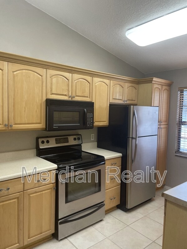 Foto del edificio - 223 Arbor Cir