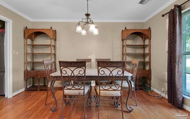 Foto del edificio - 2101 Summit Blvd