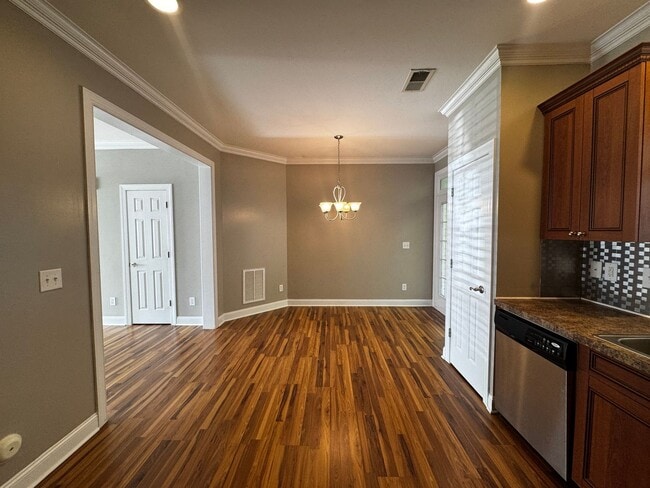 Foto del edificio - 46 Nandina Dr