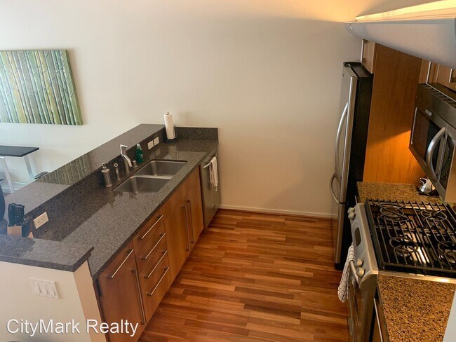 1 br, 1 bath House - 350 11th Ave 337 - IC... photo'