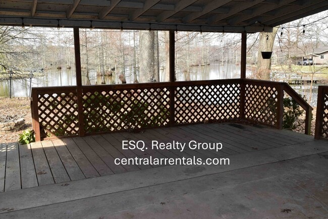 Building Photo - 38 Shoshoni Dr