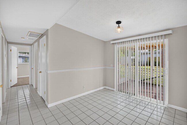 Building Photo - Home for rent